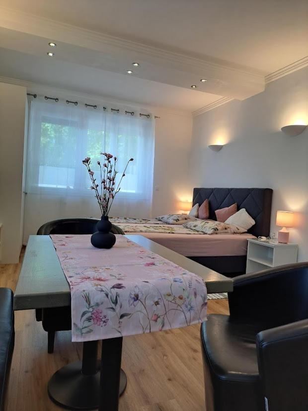 Appartement Ema And *
